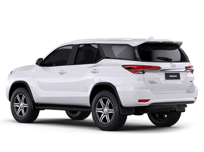 Toyota Hilux SW4, SUV robusto para família, viagens e bagagem